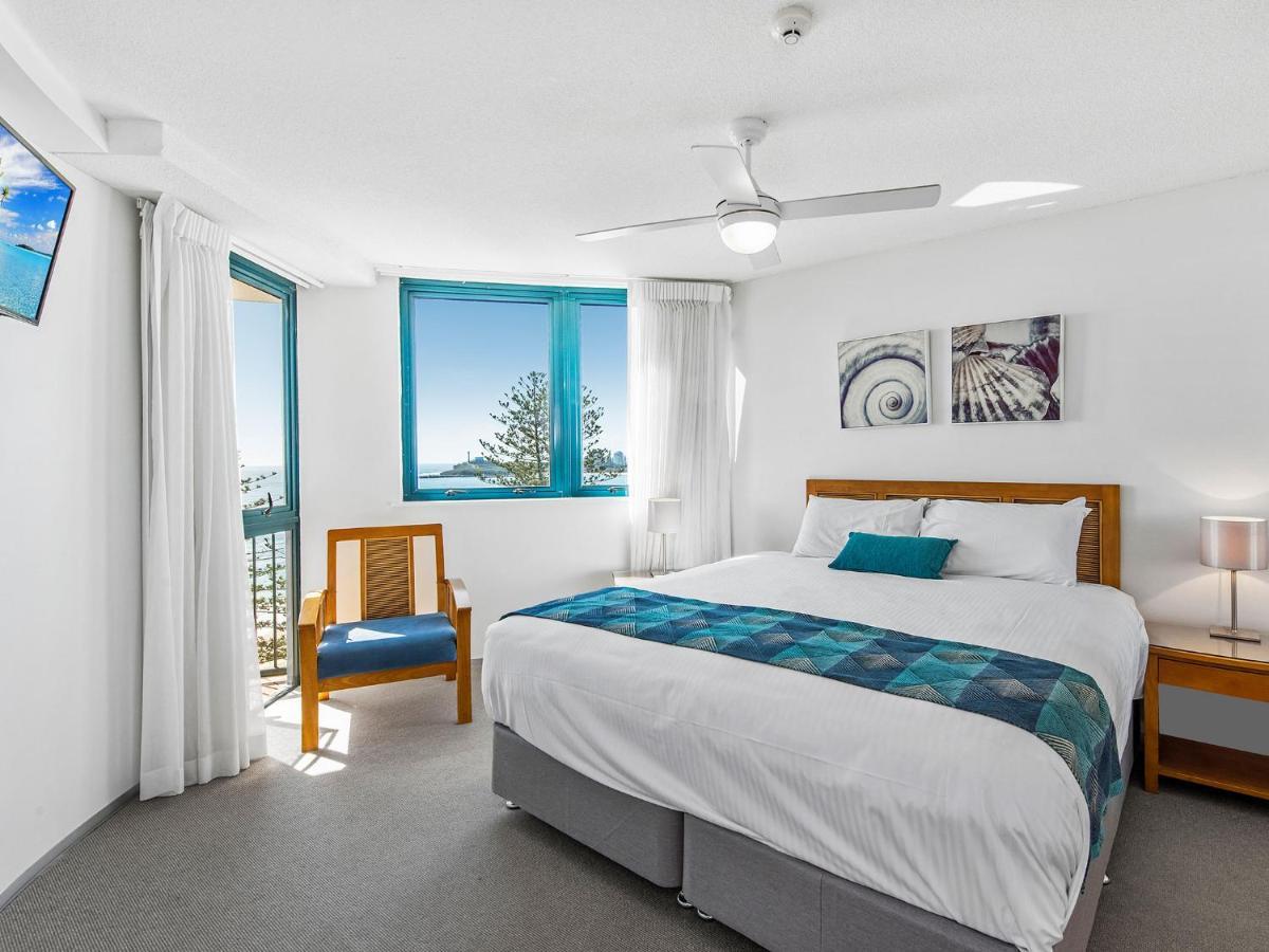 Peninsular Beachfront Resort Mooloolaba Bagian luar foto