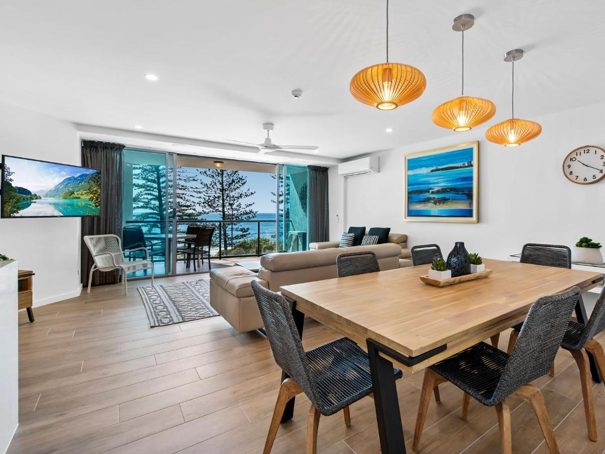 Peninsular Beachfront Resort Mooloolaba Bagian luar foto