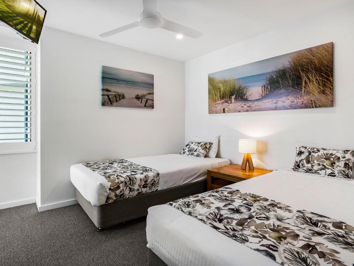 Peninsular Beachfront Resort Mooloolaba Bagian luar foto