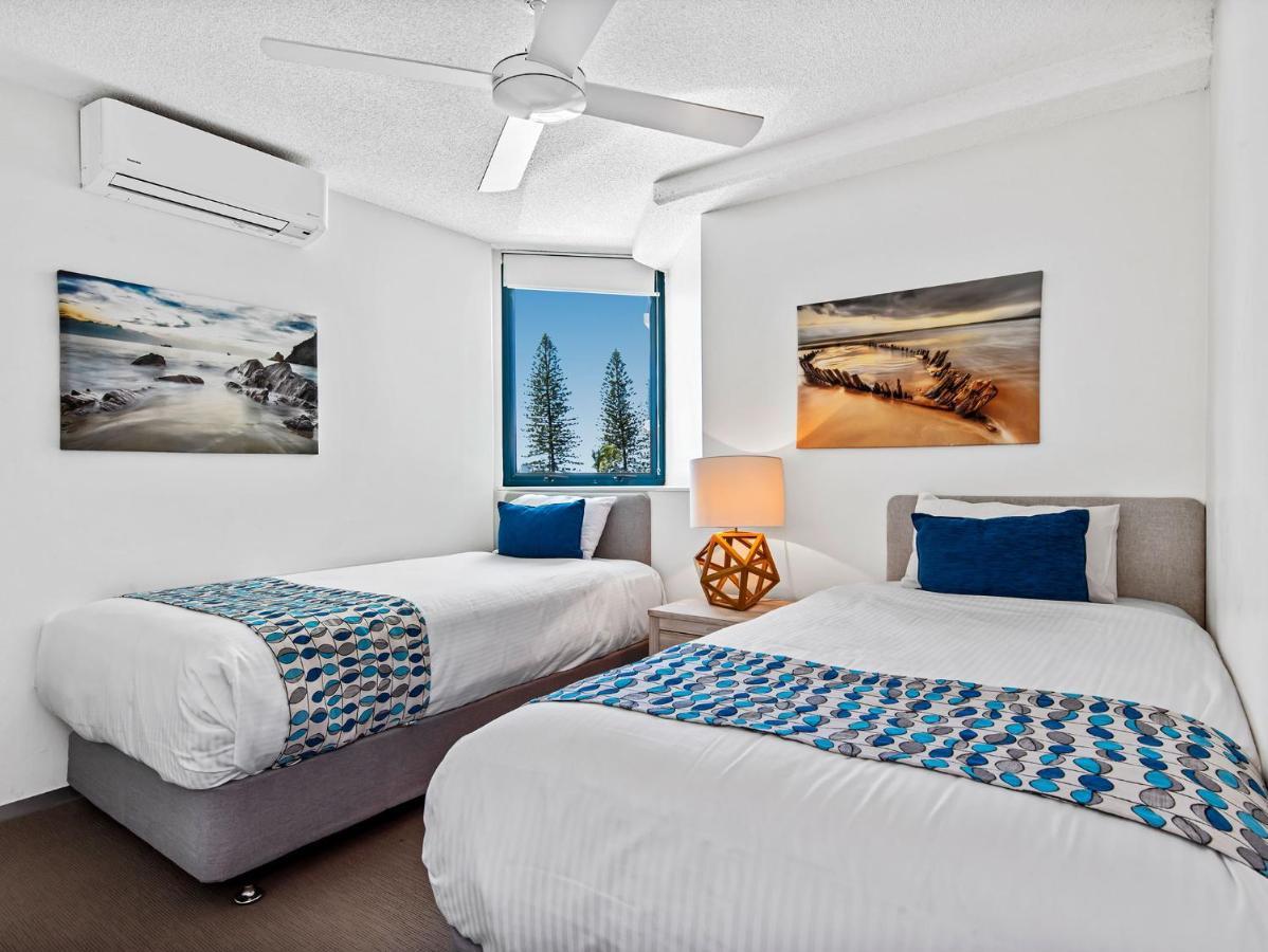 Peninsular Beachfront Resort Mooloolaba Bagian luar foto