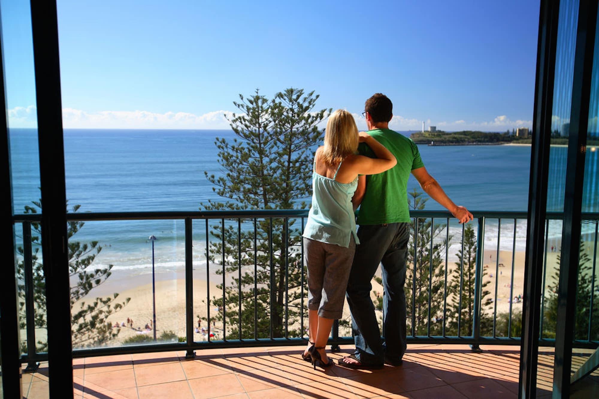 Peninsular Beachfront Resort Mooloolaba Bagian luar foto