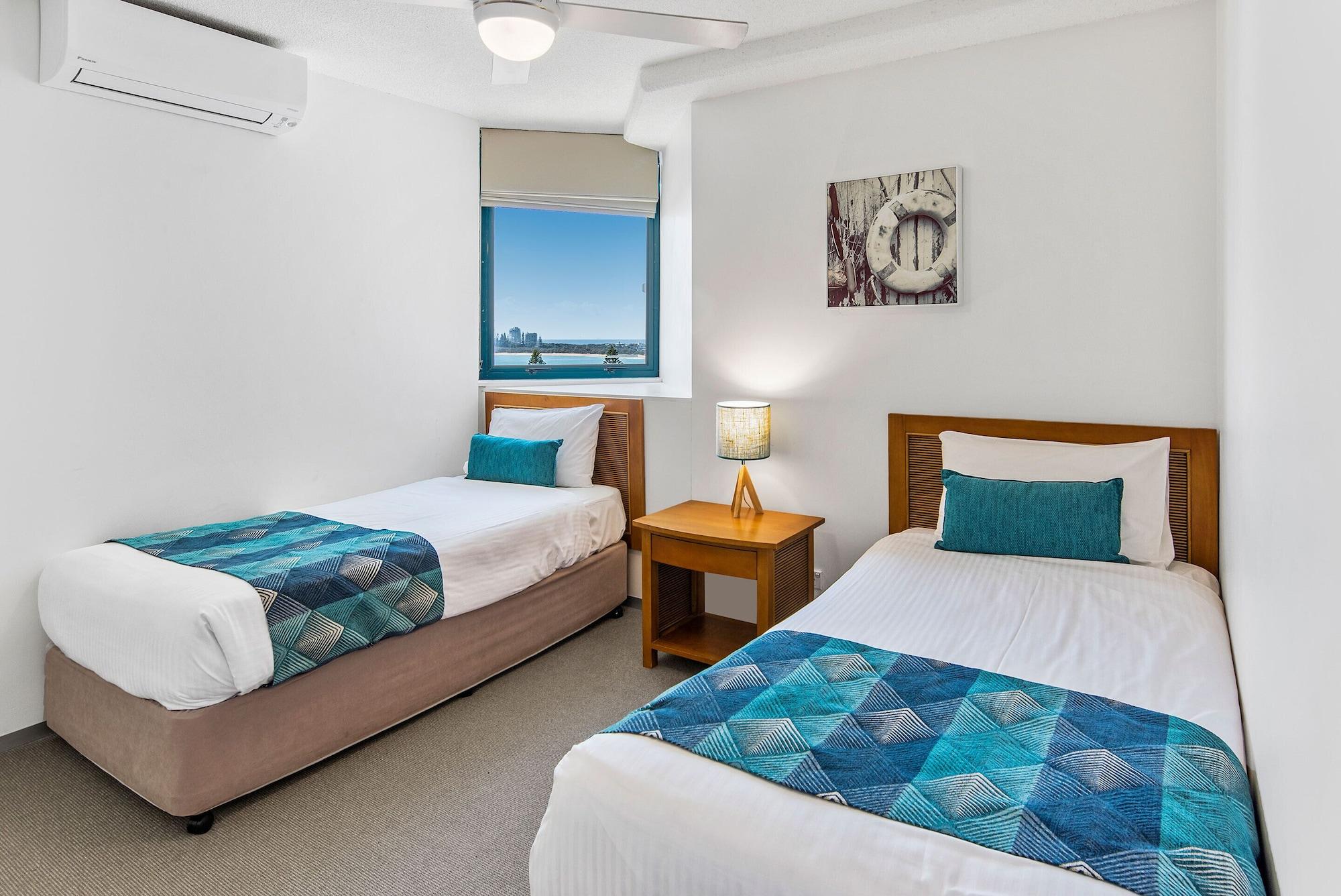 Peninsular Beachfront Resort Mooloolaba Bagian luar foto
