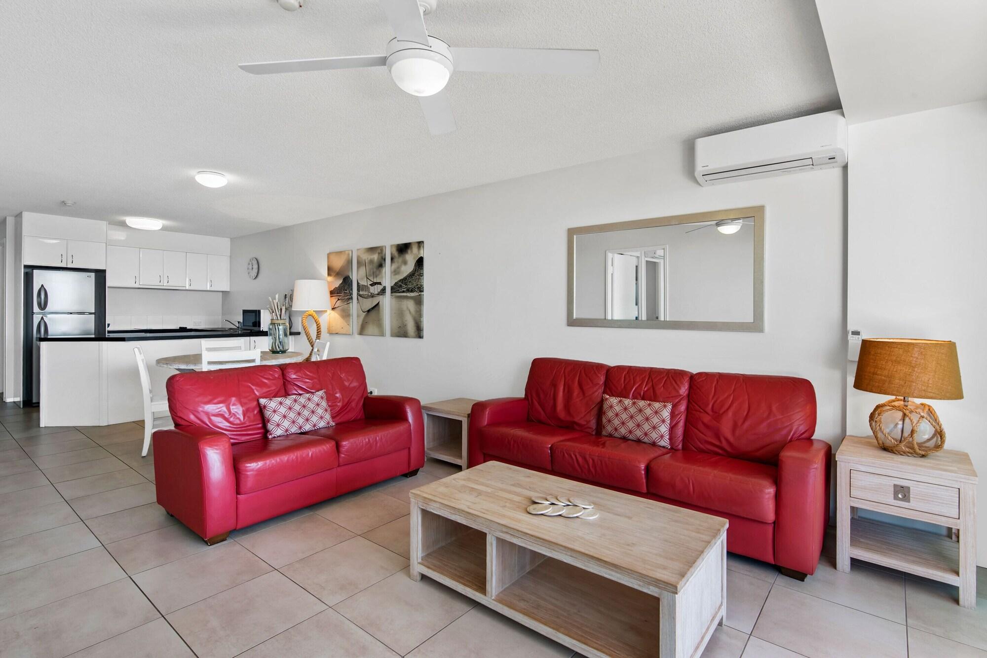 Peninsular Beachfront Resort Mooloolaba Bagian luar foto