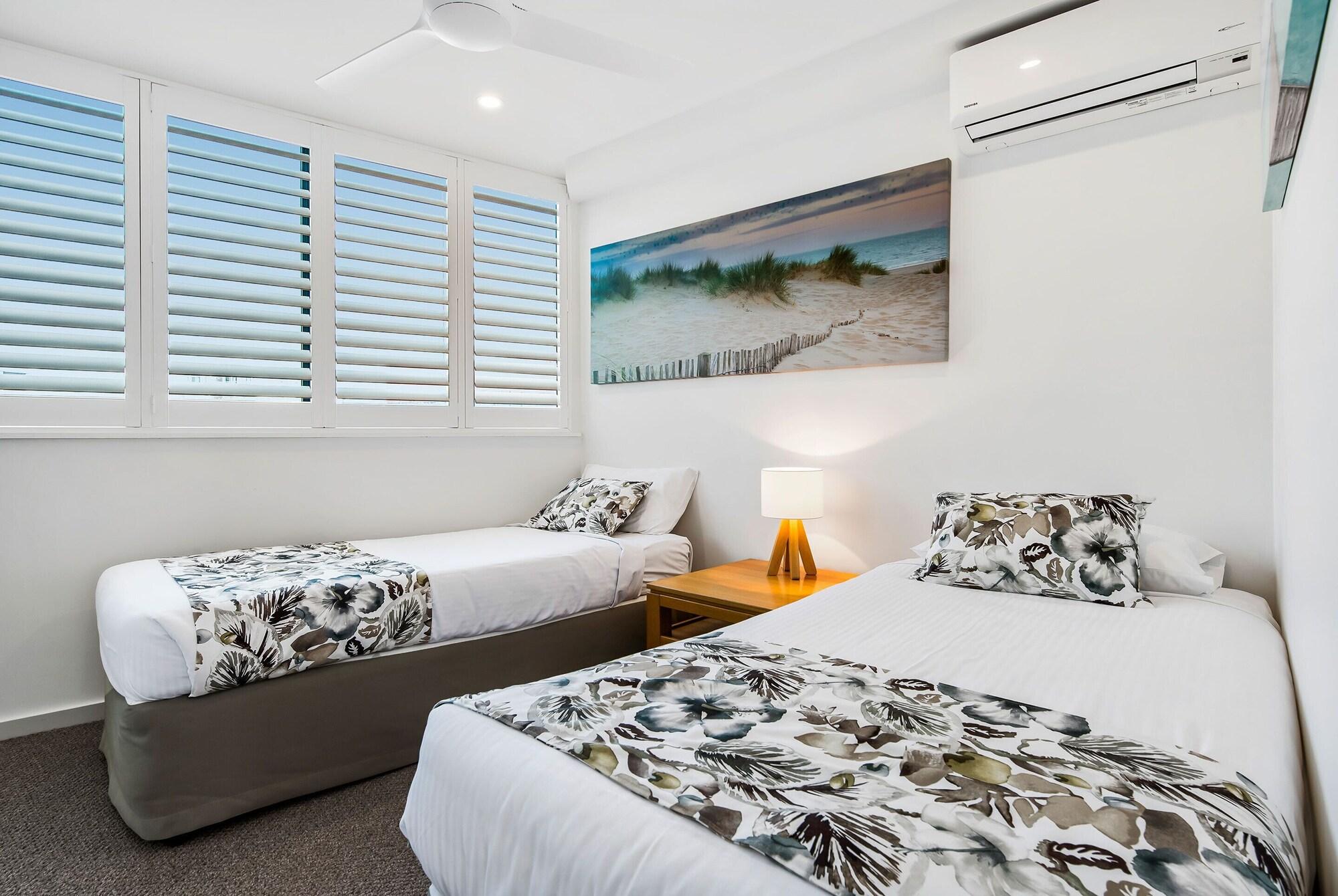 Peninsular Beachfront Resort Mooloolaba Bagian luar foto