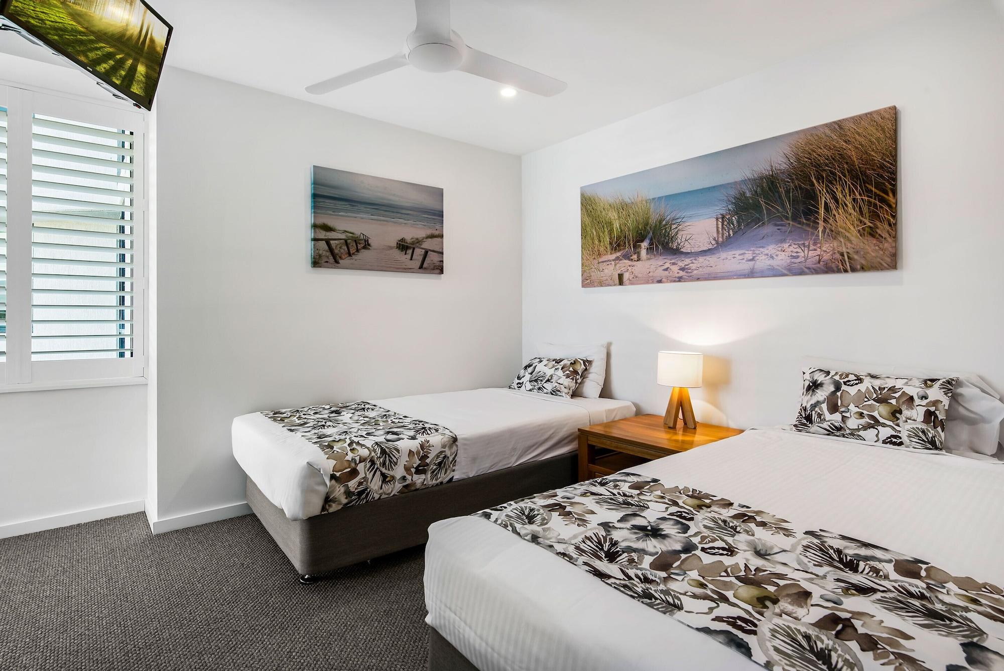 Peninsular Beachfront Resort Mooloolaba Bagian luar foto
